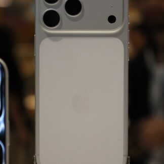 Apple iPhone 17 Pro Titanium