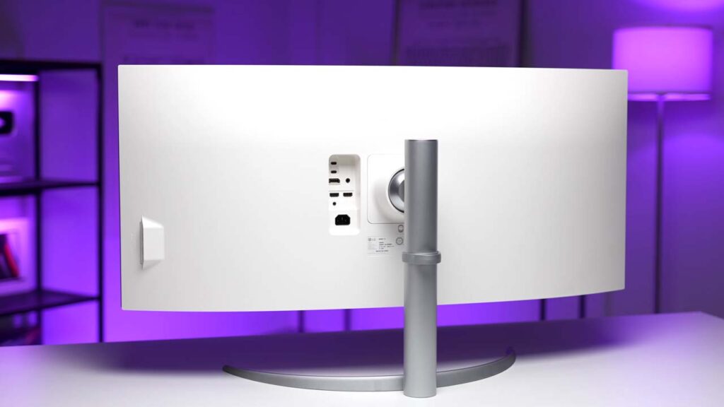 LG 49M2C8900 Ultra