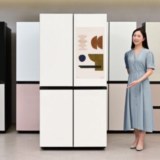 Samsung Bespoke AI Family Hub