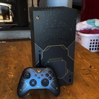 Microsoft Xbox Series X Halo Vault Elite