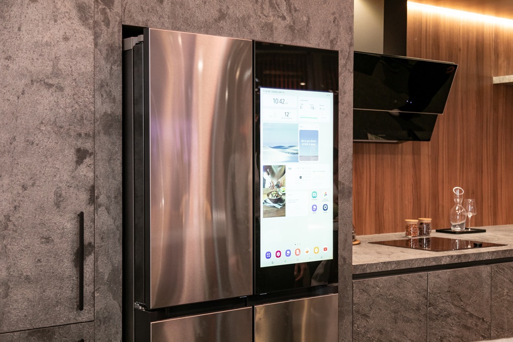Samsung Bespoke AI Family Hub Max