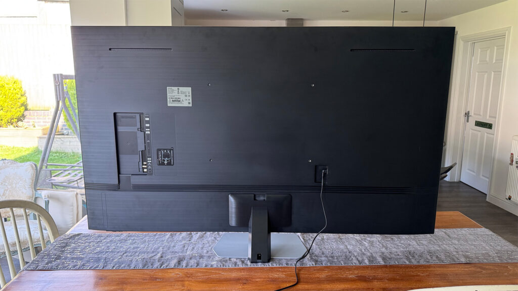 Hisense UX RGB Mini-LED 100 inch