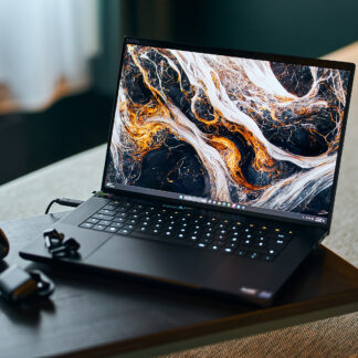 Razer Blade 16 OLED Pro