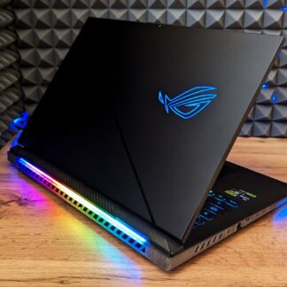 ASUS ROG Strix Scar 18