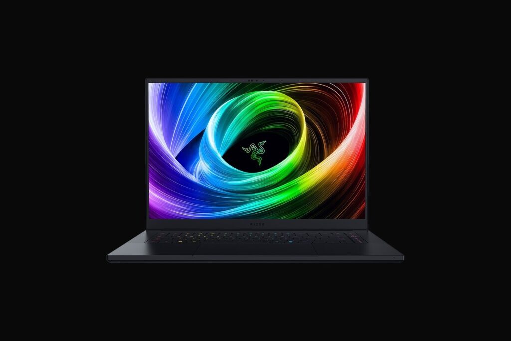 Razer Blade 18 Core i9-14900HX RTX 4090 / 64GB / 2TB