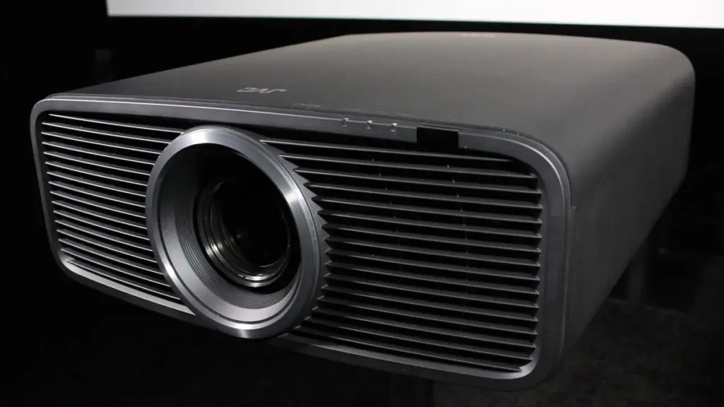 JVC NZ700 4K D-ILA