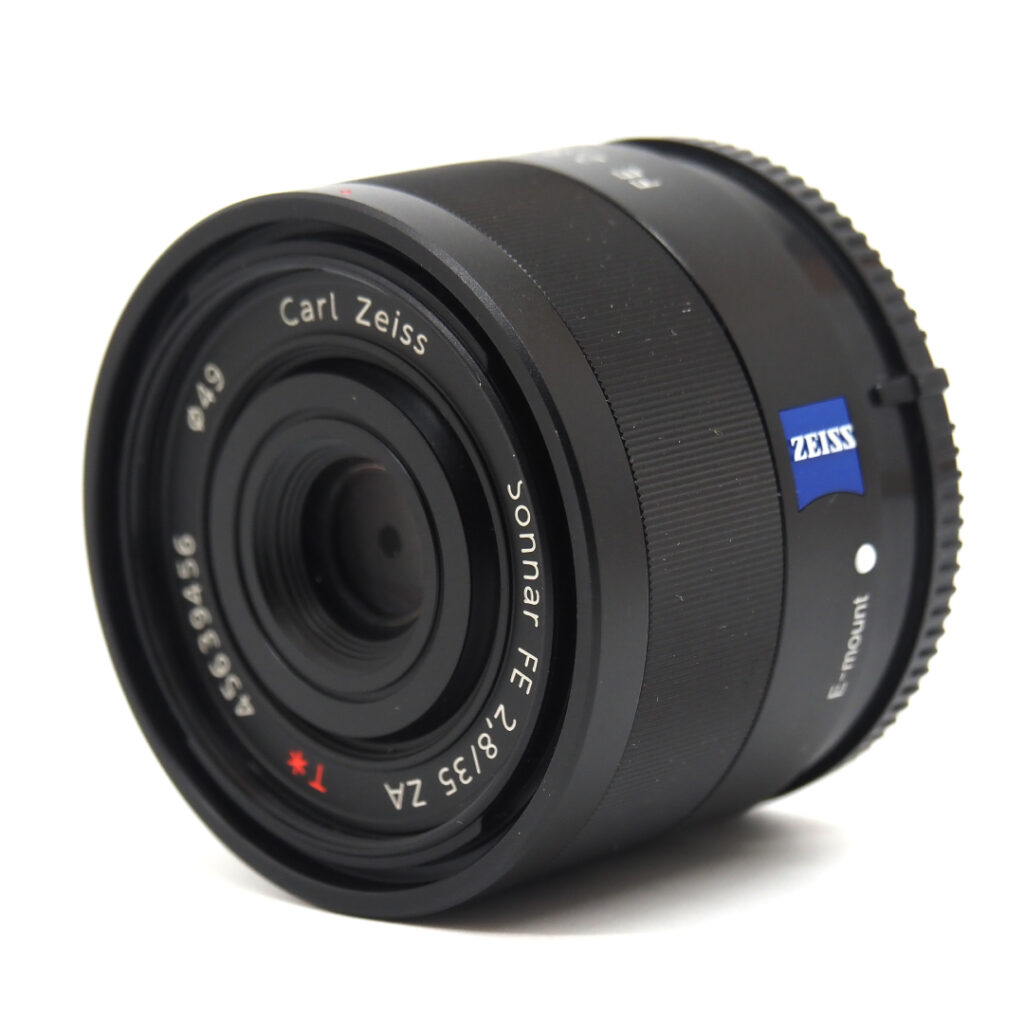 Zeiss 35mm f/1.2 Art Ultra