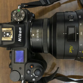 Sony Z 58mm f/0.95 Noct Max