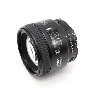 Nikon FE 85mm f/1.2 GM II