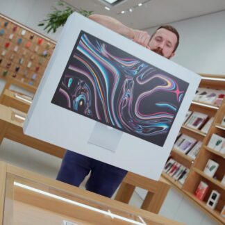 Apple Studio Display 2026