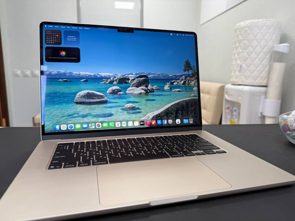 Apple MacBook Air 15 M4 M4 / 24GB / 1TB