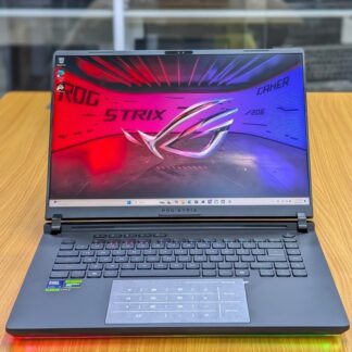 ASUS ROG Strix Scar 16 RTX 5090 / 64GB / 2TB