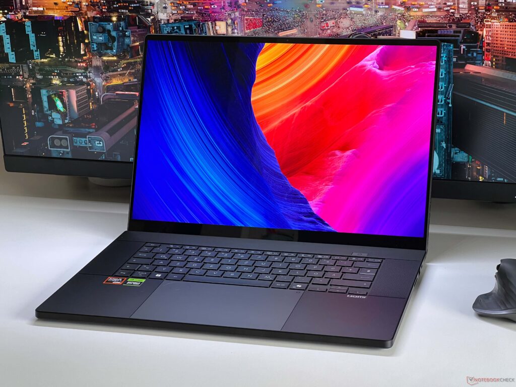 ASUS ProArt P16 RTX 5070 / 32GB / 1TB