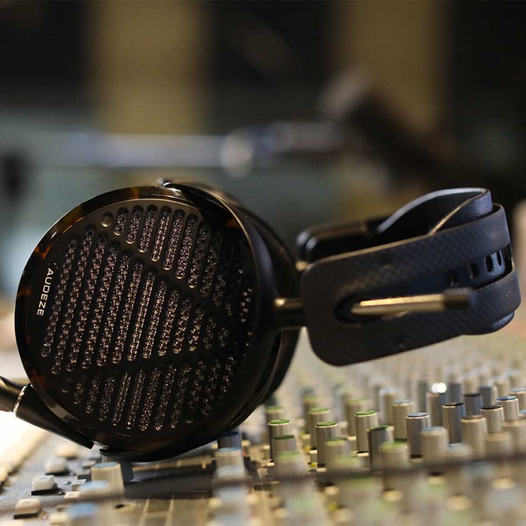 Audeze LCD-5