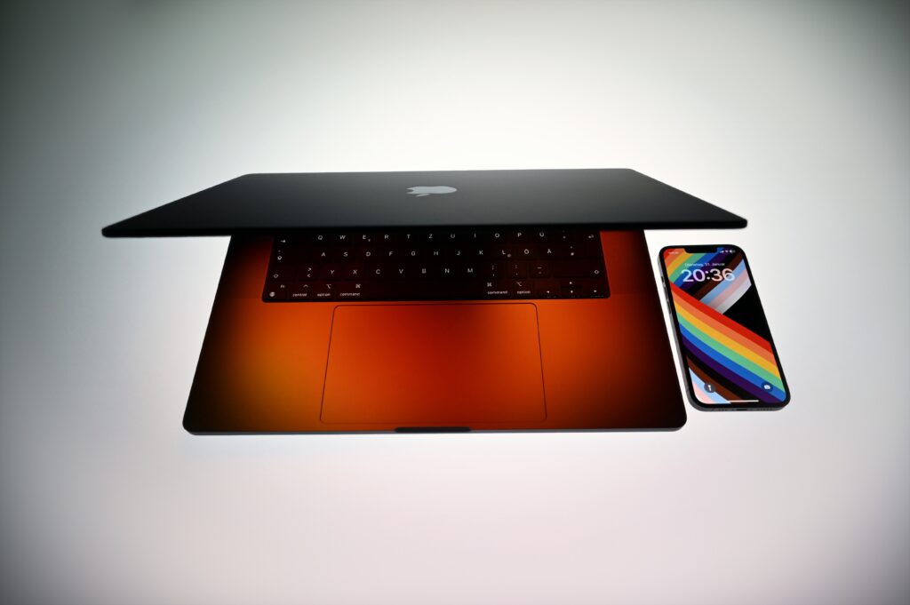 Apple MacBook Pro 16 M4 Max / 48GB / 2TB Negro Espacial