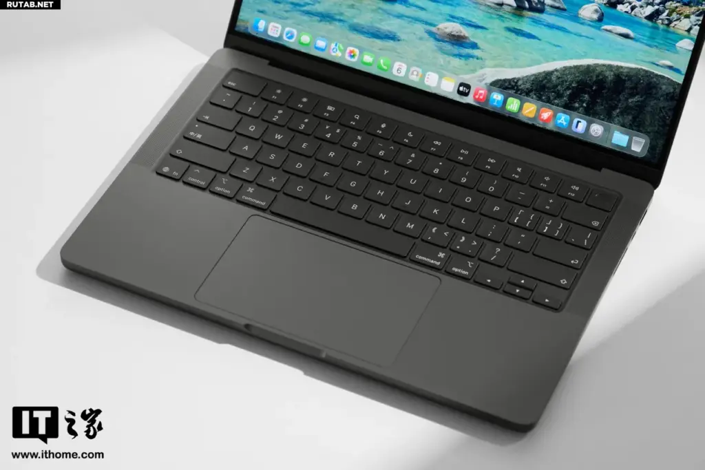 Apple MacBook Pro 14 M5 / 32GB / 1TB Plata