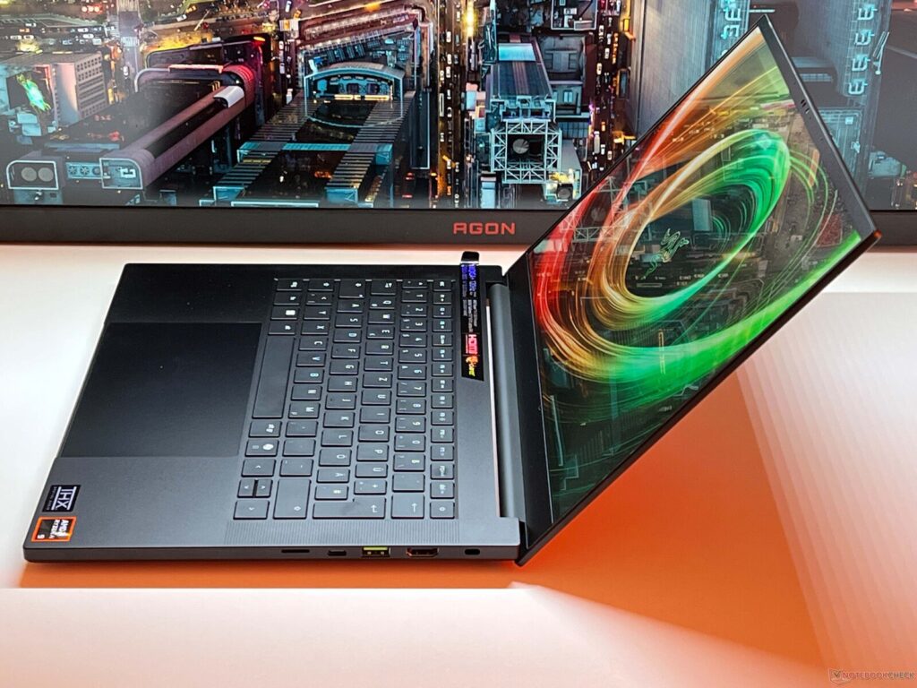 Razer Blade 14 RTX 5070 Ti / 32GB / 2TB