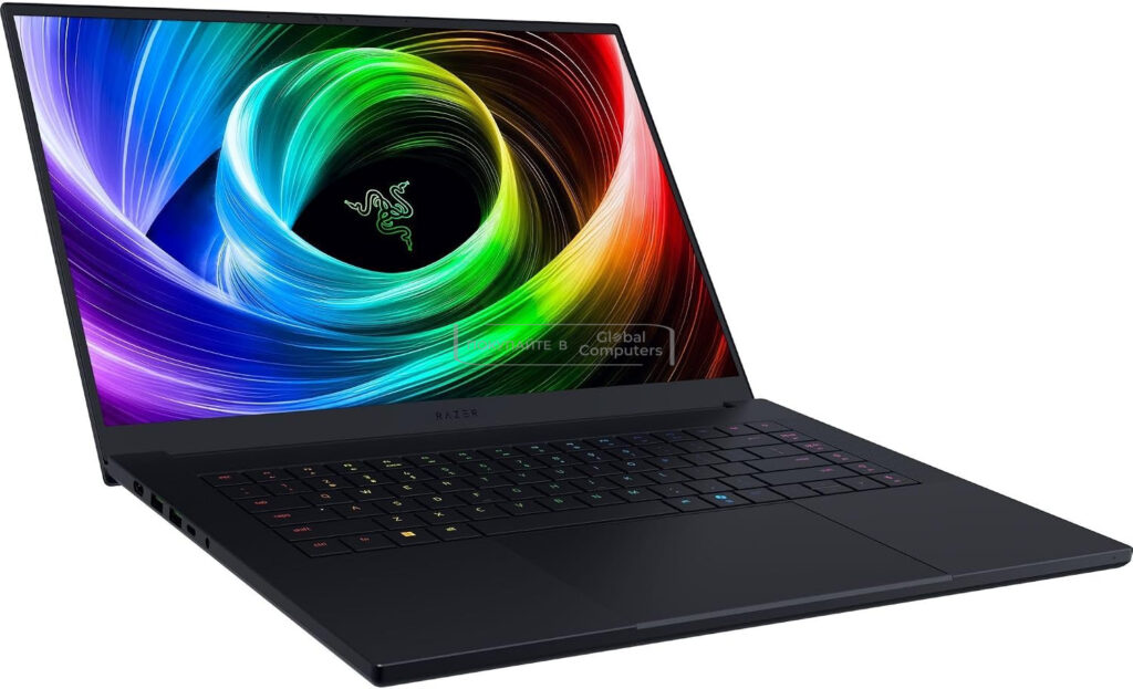 Razer Blade 16 RTX 5070 Ti / 32GB / 1TB