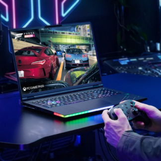 Acer Predator Helios 18 AI RTX 5090 / 64GB / 4TB