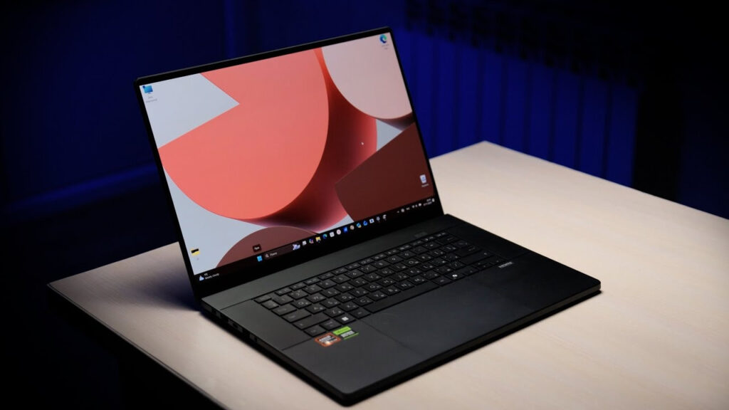 Asus ProArt Studiobook 16 OLED Core i9-13980HX RTX 3000 Ada / 32GB / 4TB