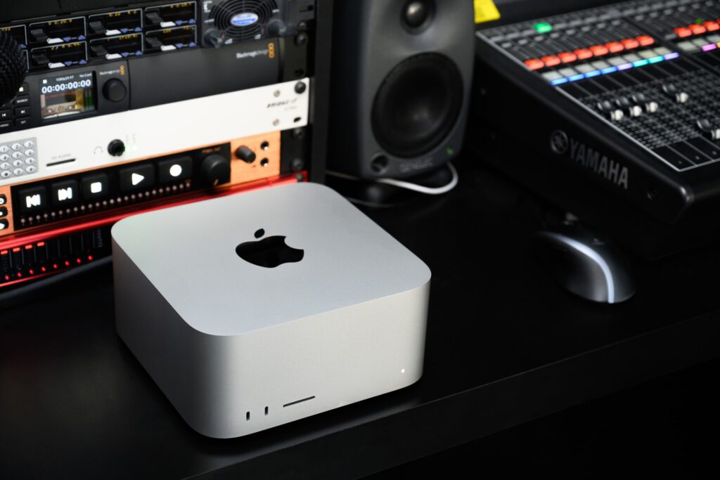 Apple Mac Studio M3 Ultra M3 Ultra / 256GB / 4TB