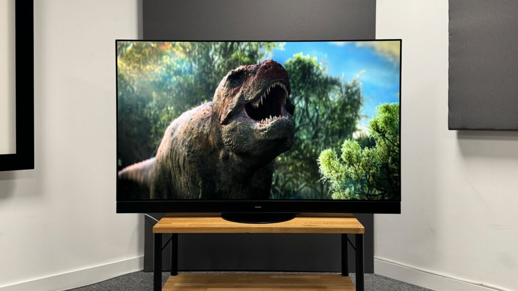 Panasonic MZ2000 65 inch