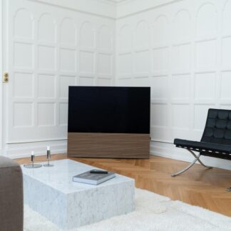 Loewe stellar 65 65 inch