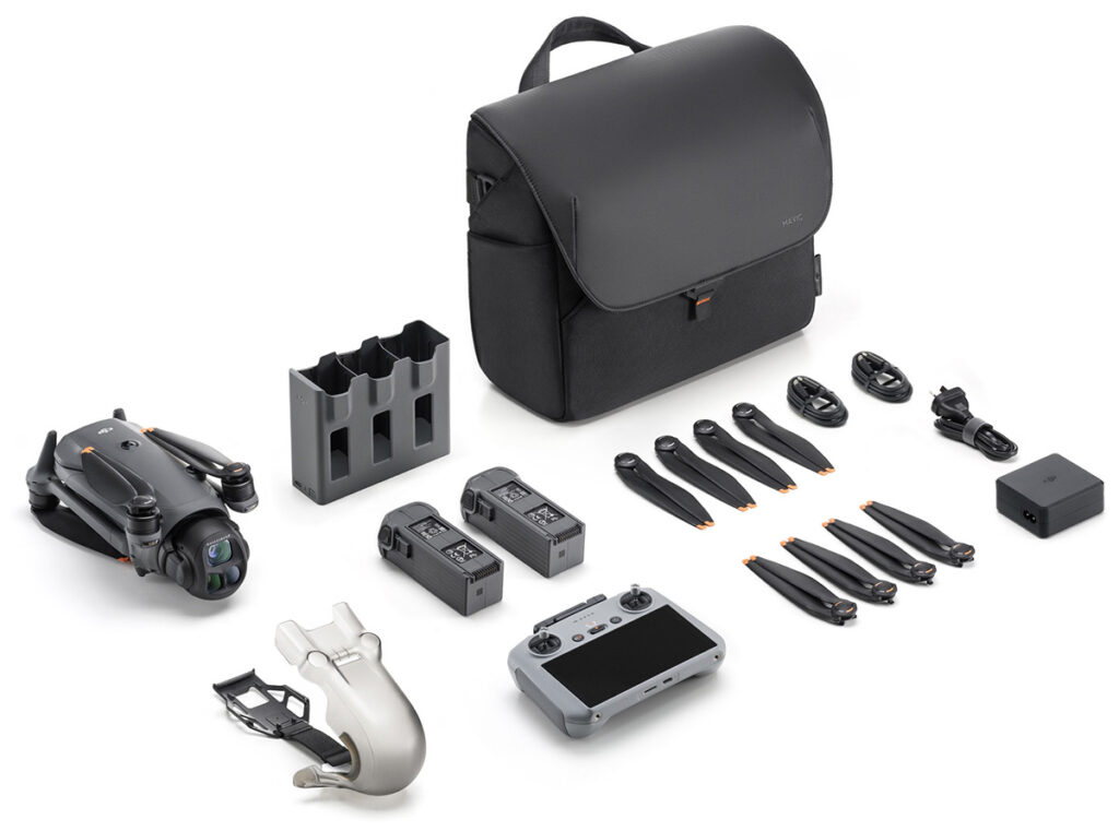 DJI Mavic 4 Pro Fly More Combo
