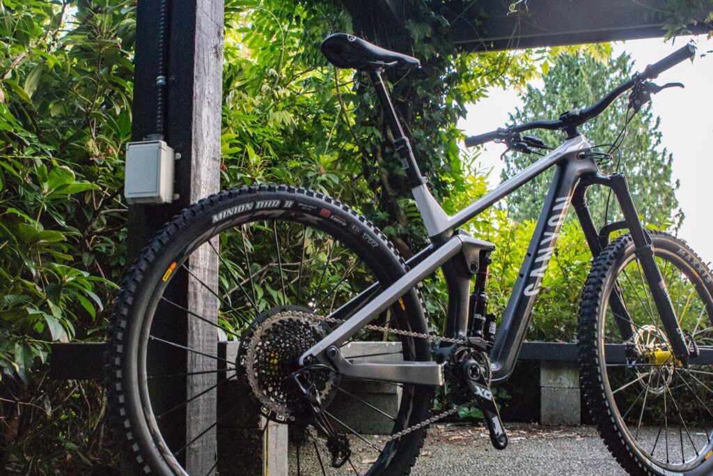 Canyon Strive:ON CFR L