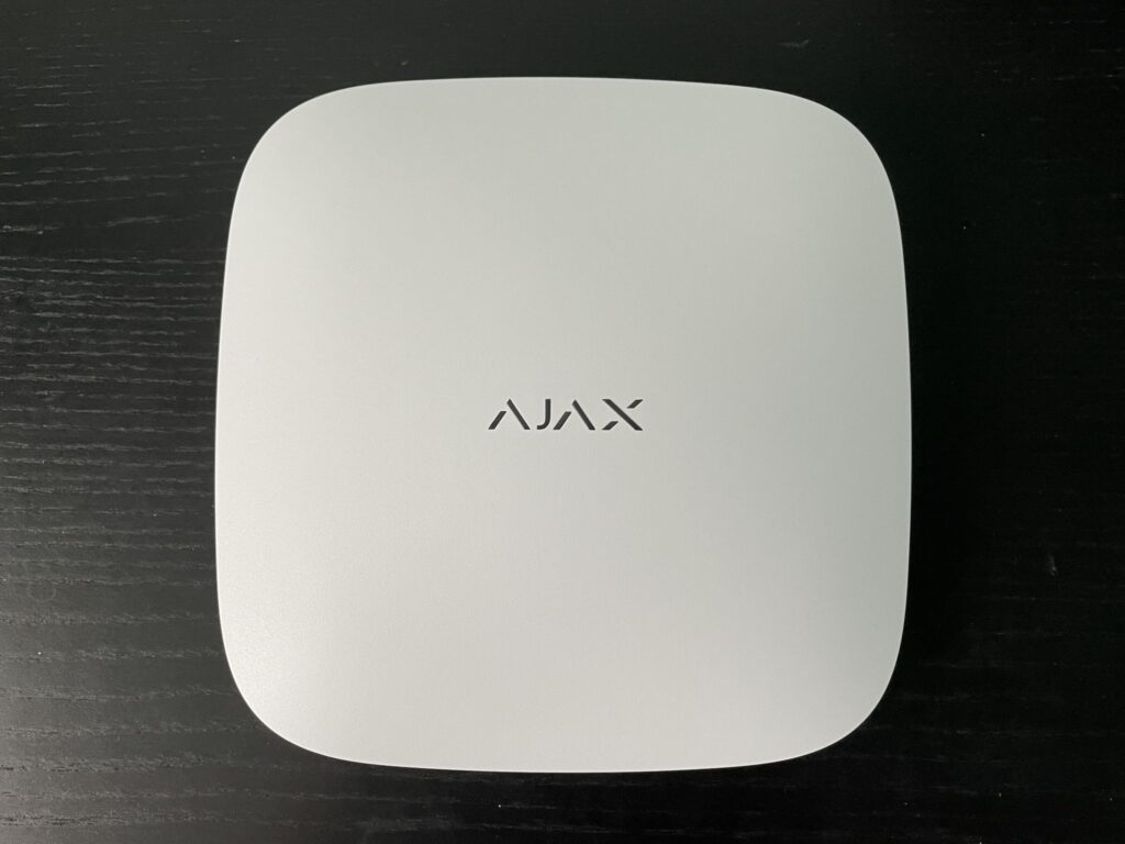 Ajax Hub 2 Plus + 12 Detectori + 4 Camere Full Alarm Kit