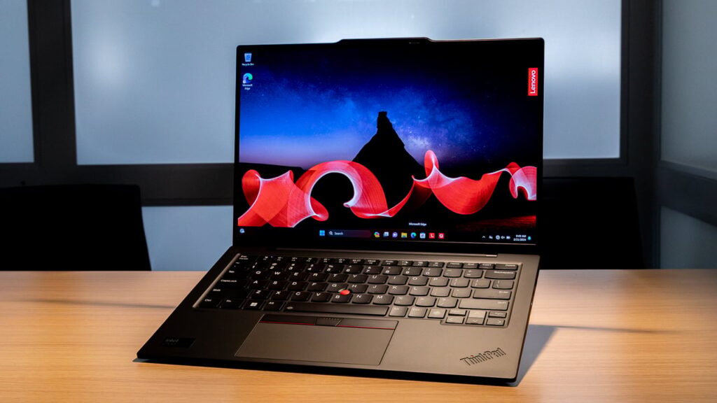 Lenovo ThinkPad X1 Carbon Gen 12 Core Ultra 5 125U / 64GB / 1TB
