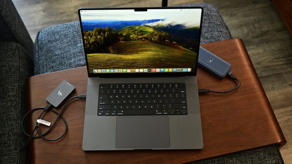 Apple MacBook Pro 14 M4 Pro M4 Max / 36GB / 2TB Negro Espacial