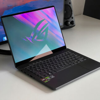 Asus ROG Strix Scar 18 2024 Core i9-14900HX RTX 4090 / 64GB / 4TB