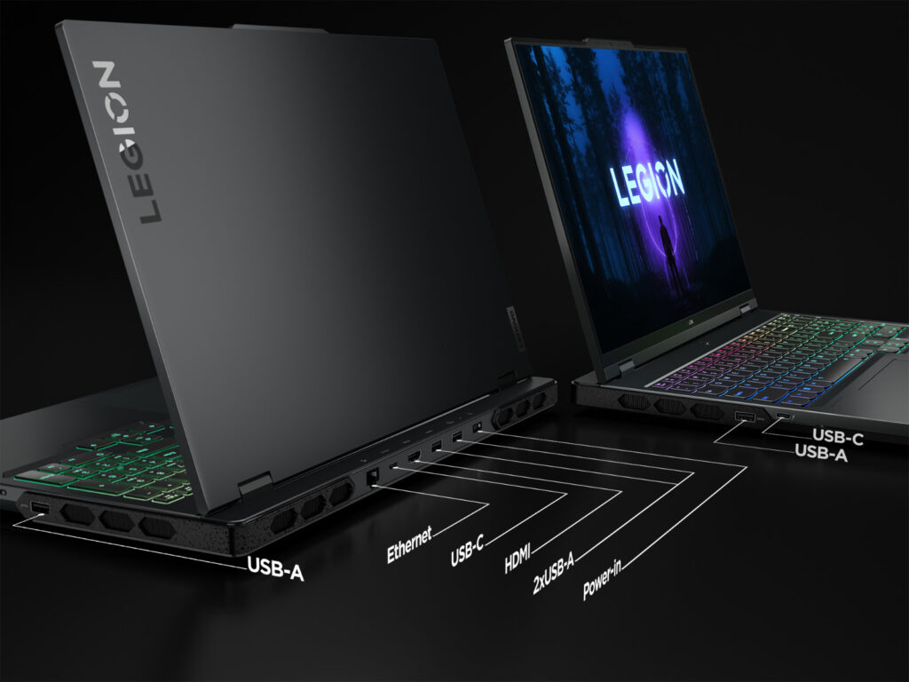 Lenovo Legion Pro 7i Gen 10 RTX 5090 / Ultra 9 275HX / 64GB / 2TB