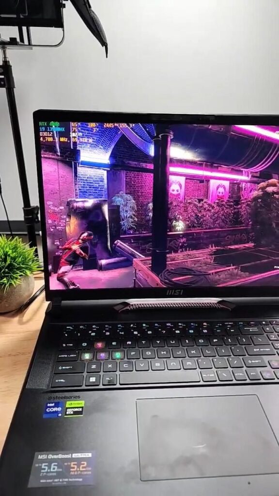 MSI Raider GE78 HX Core i9-14900HX RTX 4080 / 32GB / 2TB