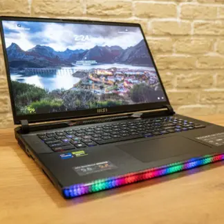 MSI Raider GE78 HX Core i9-14900HX RTX 4090 / 64GB / 1TB