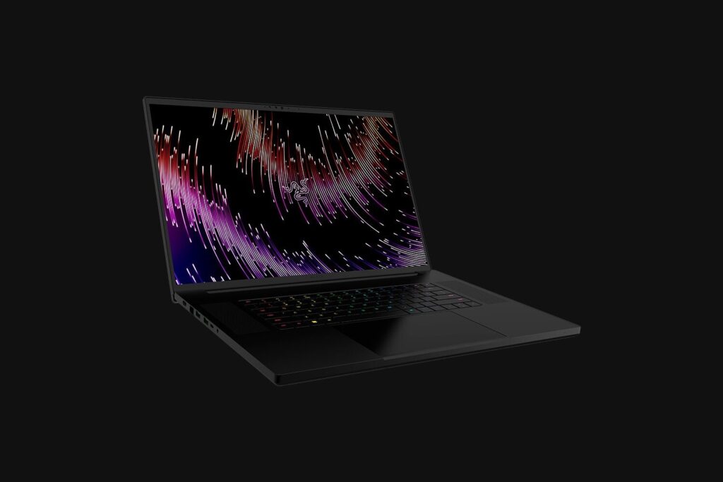 Razer Blade 18 Core i9-14900HX RTX 4090 / 32GB / 1TB