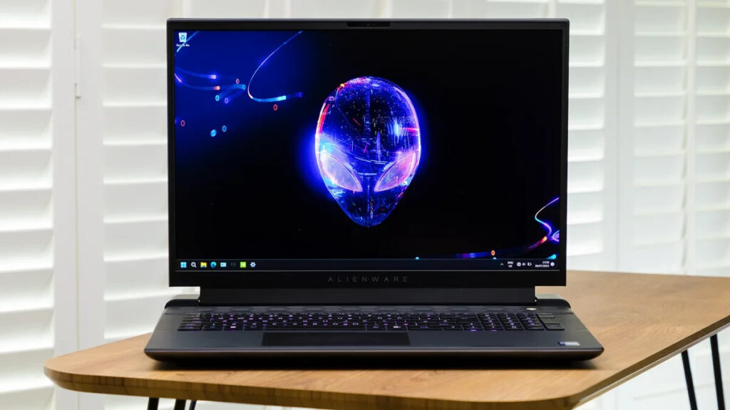 Dell m18 R2 Core i9-14900HX RTX 4090 / 32GB / 1TB