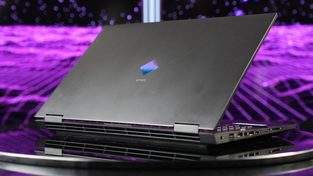 HP Omen 17 Core i9-14900HX RTX 4080 / 32GB / 1TB