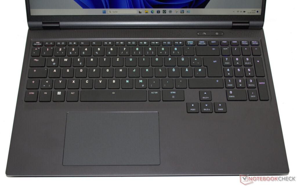XMG Neo 16 E24 Core i9-14900HX RTX 4090 / 32GB / 1TB