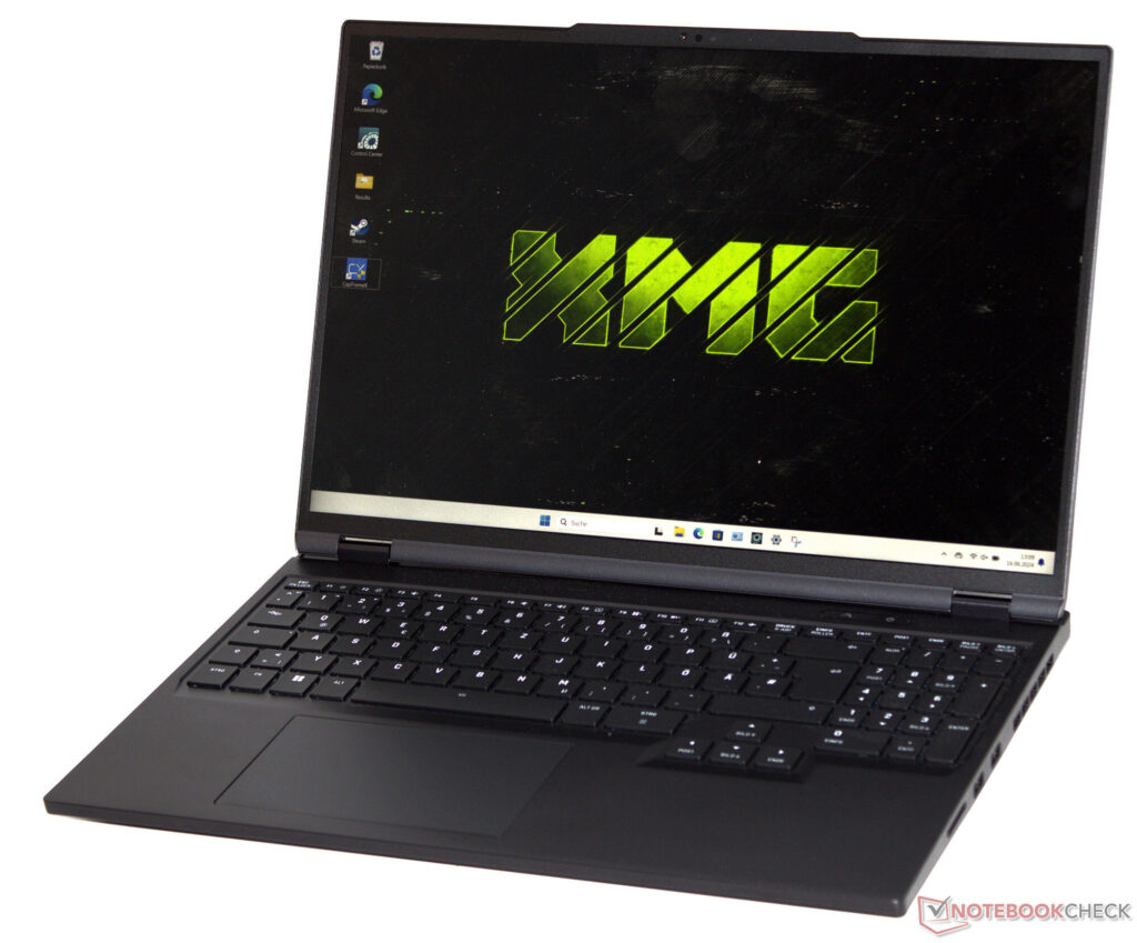 XMG Neo 16 E24 Core i9-14900HX RTX 4090 / 64GB / 2TB