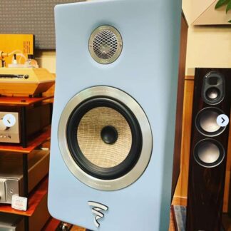 Focal Kanta No1 + stands (pair) Matte White