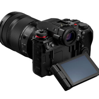 Panasonic Z8 45.7MP