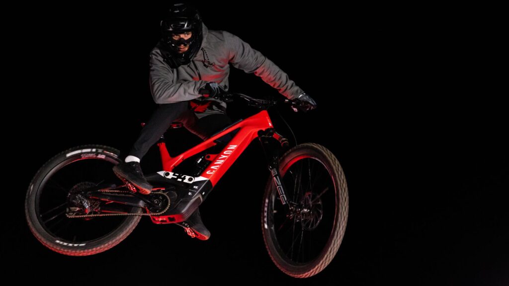 Canyon Torque:ON CF Roczen Talla S