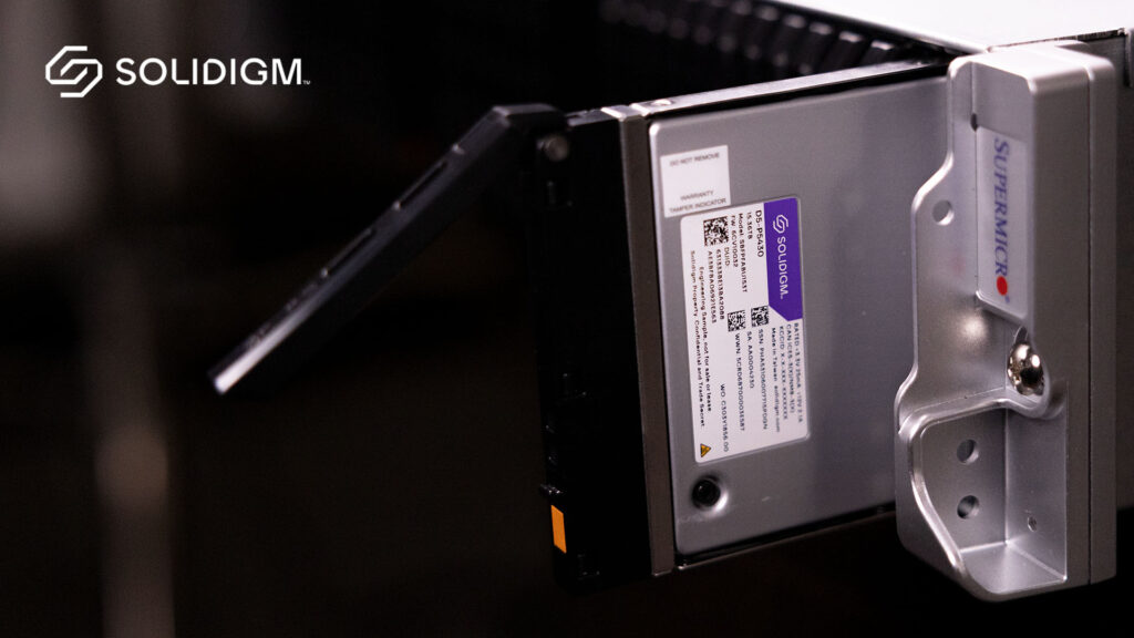 Solidigm D5-P5430 30.72TB NVMe