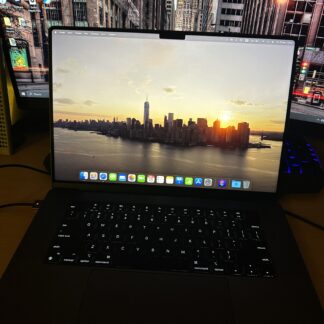 Apple MacBook Pro 16 M4 Pro M4 Max / 128GB / 4TB Plata