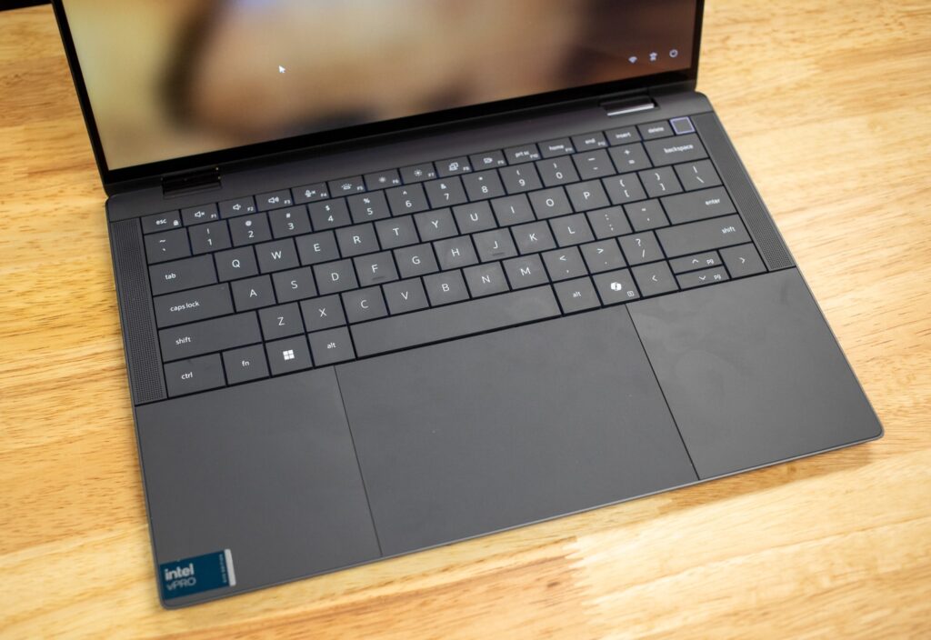 Dell Latitude 9450 2-in-1 Ultra 7 258V / 32GB / 2TB