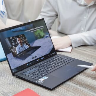 Asus ExpertBook B9 OLED Ultra 7 255H / 32GB / 512GB