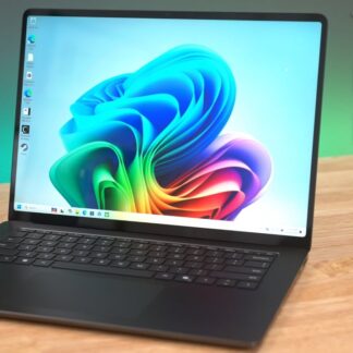 Microsoft Surface Laptop 7 15 Snapdragon X Elite / 16GB / 1TB