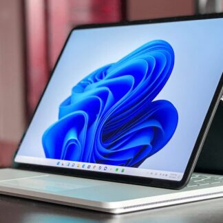 Microsoft Surface Laptop Studio 2 i7-13800H / RTX 4060 / 32GB / 4TB